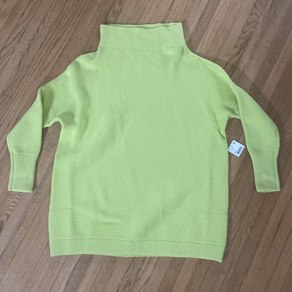 NWT Free People Ottoman in Celery Green - Picture 6 of 9